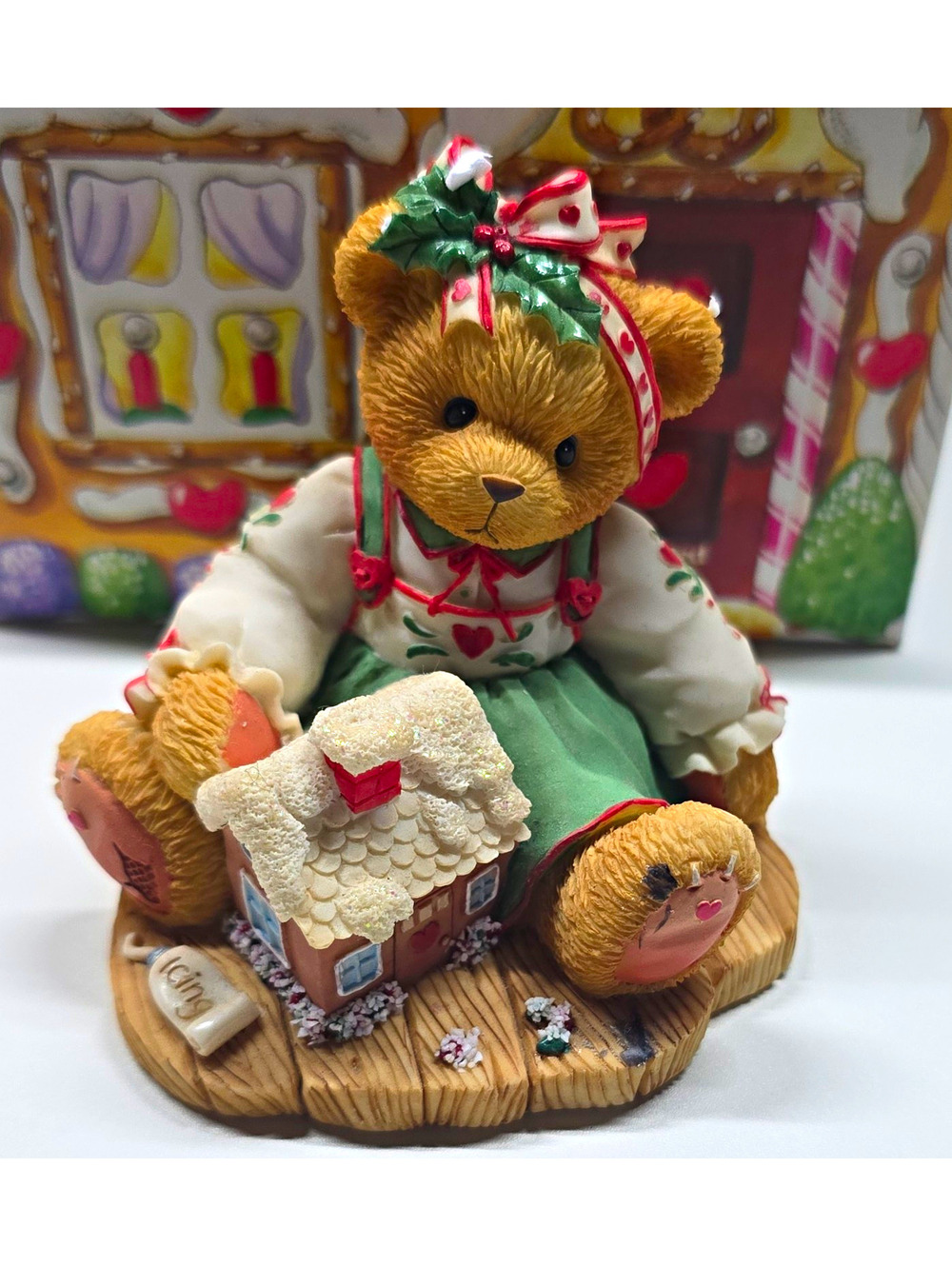Cherished Teddies Sharon #352594 "Sweetness Pours From My Heart" 1998 Resin